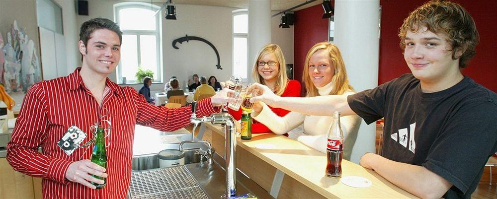 Hotel Conti Duisburg - Partner Of Sorat Hotels ภายนอก รูปภาพ