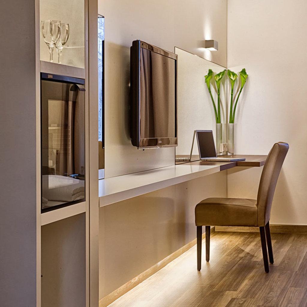 Hotel Conti Duisburg - Partner Of Sorat Hotels ภายนอก รูปภาพ