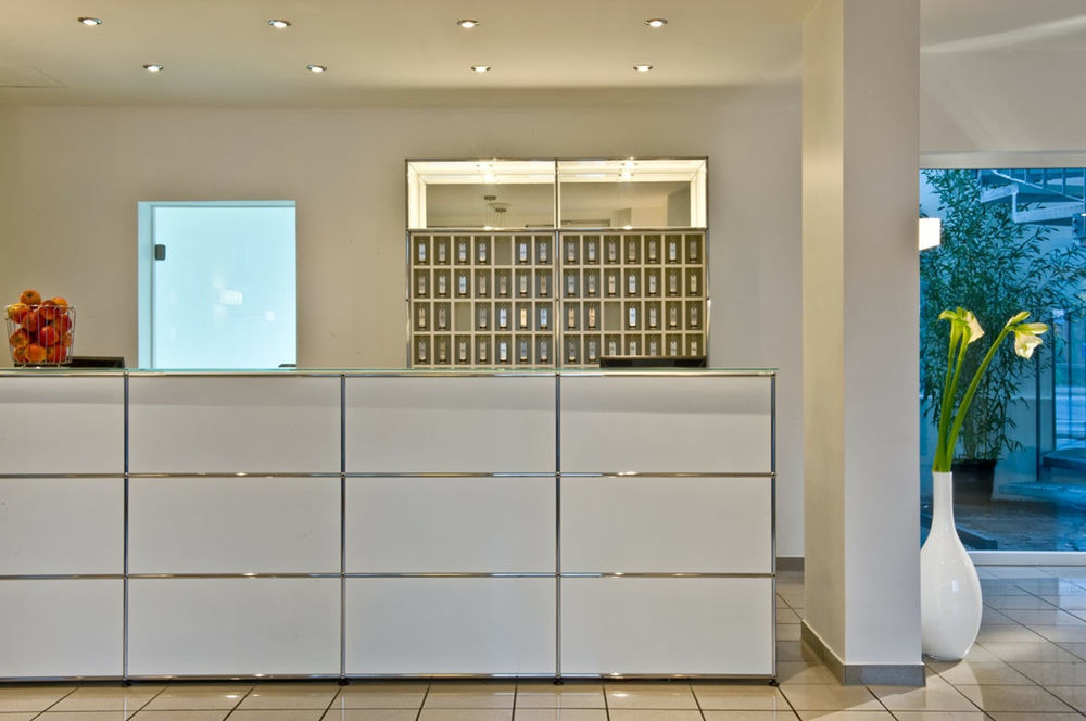 Hotel Conti Duisburg - Partner Of Sorat Hotels ภายนอก รูปภาพ